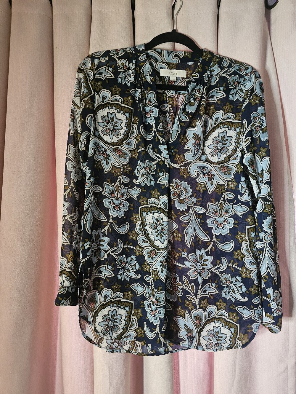 LOFT Navy Paisley Print V-Neck Button Blouse